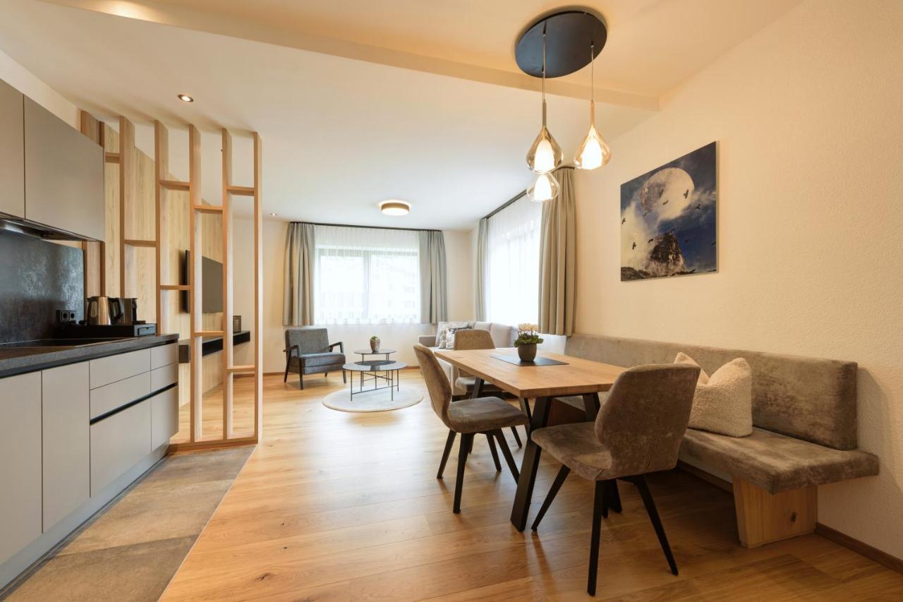 Haus St Anton - Incl Gratis Premium Sommerkarte サンクト・アントン・アム・アールベルク エクステリア 写真